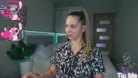 alexandracandy online show from June 13, 2026, 1:09 pm