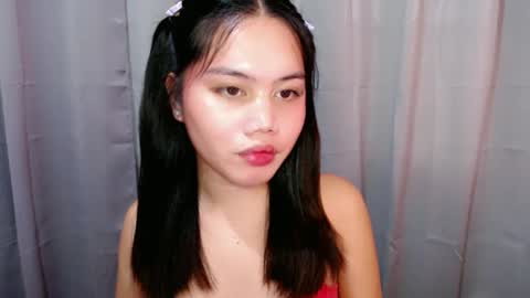Andrea online show from May 26, 2026, 4:52 am