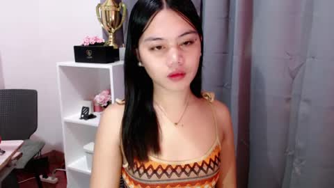 Andrea online show from July 27, 2026, 9:44 pm