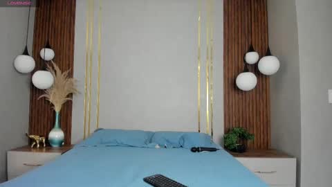 Snapshot of alexariot1 chatting on October 27, 2025, 12:20 pm alexariot1 online show from October 27, 2025, 12:20 pm