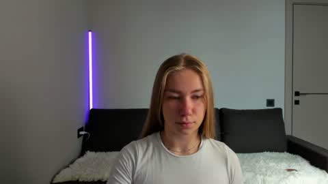 Alex online show from July 10, 2026, 5:01 am