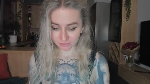 alexarush online show from January 5, 2025, 8:42 pm