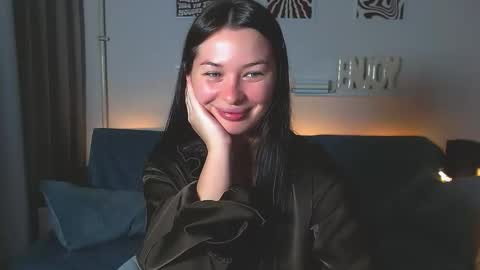 Snapshot of alexasven chatting on May 12, 2026, 11:13 pm Alex DONT FORGET GIVE ME THUMBS UP online show from May 12, 2026, 11:13 pm