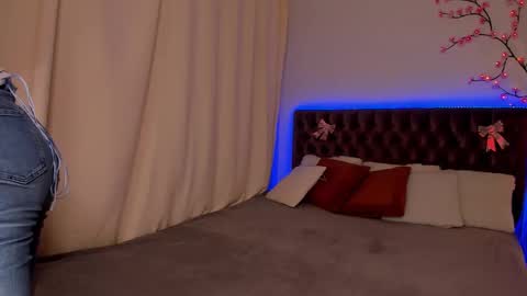 AlexaWilds online show from November 15, 2025, 6:55 am