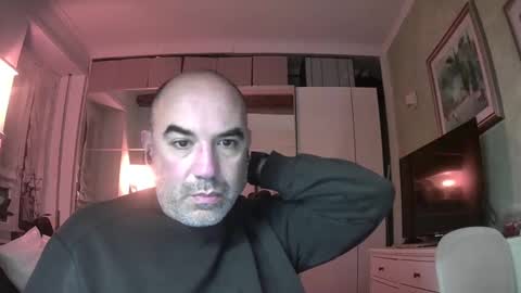 Snapshot of alexct77 chatting on December 15, 2024, 10:04 pm alexct77 online show from December 15, 2024, 10:04 pm