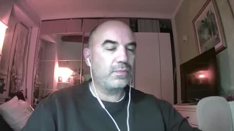 Snapshot of alexct77 chatting on December 16, 2024, 1:10 am alexct77 online show from December 16, 2024, 1:10 am