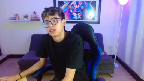 alex online show from May 2, 2026, 2:33 pm