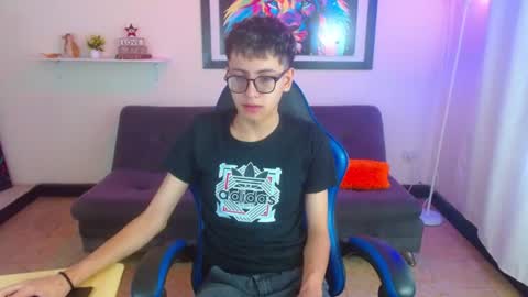 Snapshot of alexcum_18 chatting on June 10, 2026, 2:27 pm alex online show from June 10, 2026, 2:27 pm