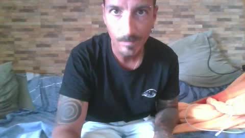 Snapshot of alexdelarge23 chatting on October 19, 2025, 11:33 am alexdelarge23 online show from October 19, 2025, 11:33 am