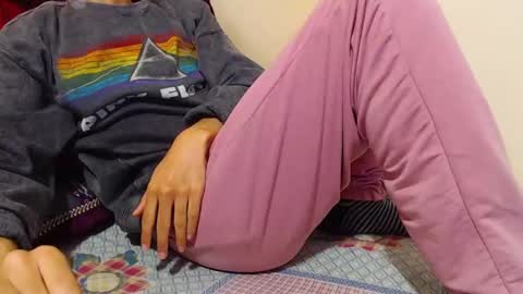 Snapshot of alexdelarge323 chatting on February 22, 2025, 9:56 am Alex online show from February 22, 2025, 9:56 am