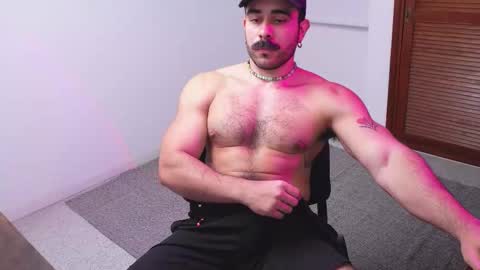 Snapshot of alexdimartino chatting on October 20, 2025, 11:16 pm Alex Dimartino online show from October 20, 2025, 11:16 pm