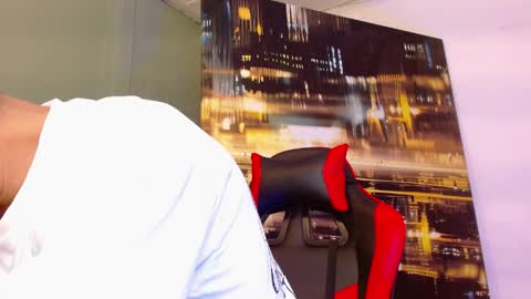 alexgiraldo__ online show from April 7, 2026, 1:17 am