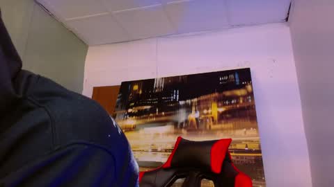 alexgiraldo__ online show from May 11, 2026, 12:55 pm