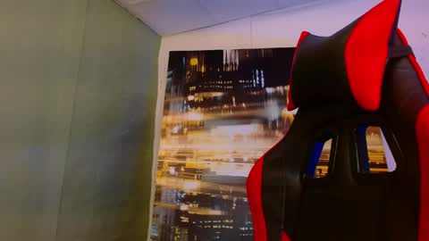 alexgiraldo__ online show from May 21, 2026, 1:18 pm