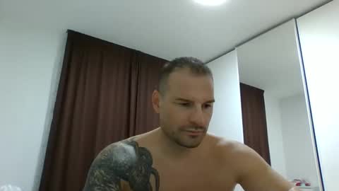 Snapshot of alexgrandi2024 chatting on January 25, 2025, 2:25 pm rey ale84 online show from January 25, 2025, 2:25 pm