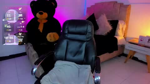  alexia mattel  online show from December 7, 2024, 3:36 am