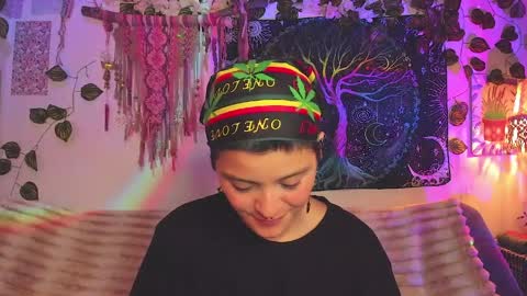 Snapshot of alexiafisher_ chatting on April 1, 2026, 11:57 pm Alex online show from April 1, 2026, 11:57 pm