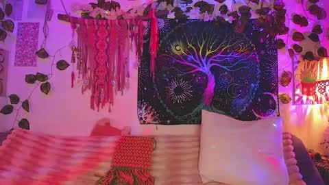 Snapshot of alexiafisher_ chatting on May 9, 2026, 1:44 am Alex online show from May 9, 2026, 1:44 am