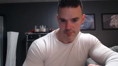 Snapshot of alexiarain chatting on April 8, 2026, 1:05 am Alex online show from April 8, 2026, 1:05 am