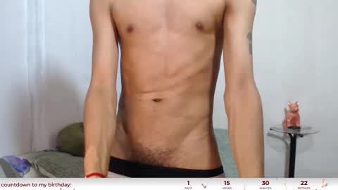 Snapshot of alexis21_ chatting on December 19, 2025, 1:29 pm Alexis online show from December 19, 2025, 1:29 pm