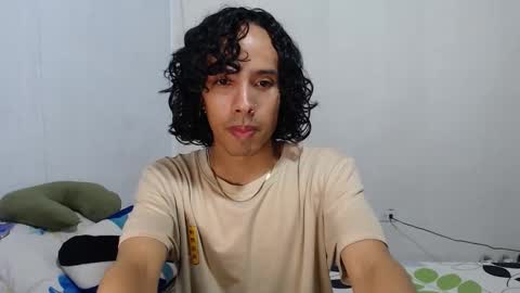 Snapshot of alexis21_ chatting on January 10, 2026, 8:16 am Alexis online show from January 10, 2026, 8:16 am