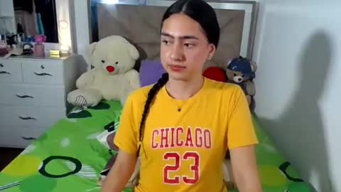 Snapshot of alexis_brown11 chatting on July 7, 2026, 2:47 am -- ALEXIS -- online show from July 7, 2026, 2:47 am