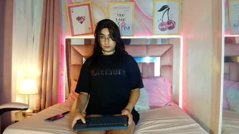 Alexis Castillo  online show from May 3, 2026, 3:12 am
