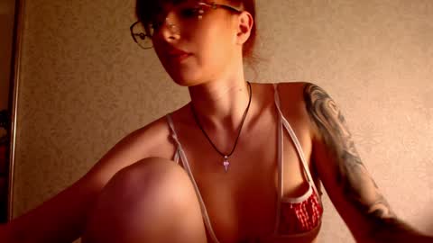 Alexis online show from December 27, 2024, 9:22 pm