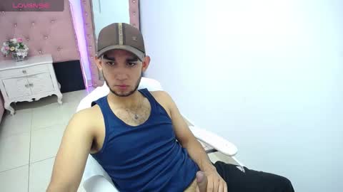 alexiscollinss online show from January 31, 2025, 11:56 am