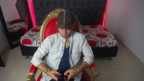 alexiscollinss online show from February 7, 2025, 7:17 pm