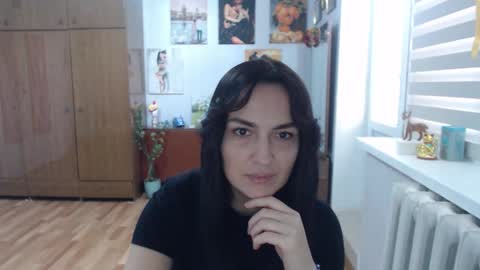 AlexisMillers online show from September 10, 2025, 8:36 am