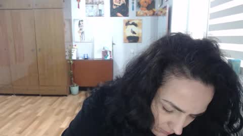 AlexisMillers online show from May 1, 2026, 7:46 am
