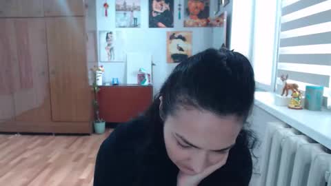 Snapshot of alexismillers chatting on May 9, 2026, 9:36 am AlexisMillers online show from May 9, 2026, 9:36 am