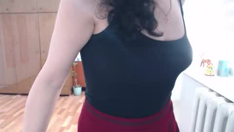 Snapshot of alexismillers chatting on May 18, 2026, 2:12 pm AlexisMillers online show from May 18, 2026, 2:12 pm