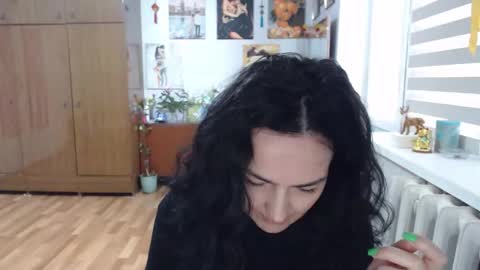 Snapshot of alexismillers chatting on June 3, 2026, 10:07 am AlexisMillers online show from June 3, 2026, 10:07 am