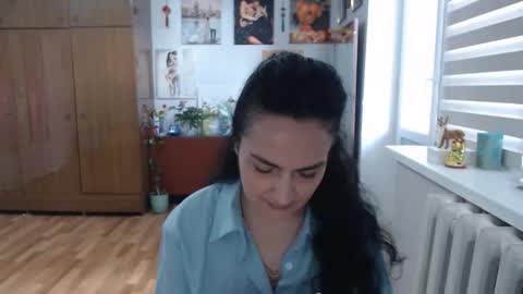 Snapshot of alexismillers chatting on June 7, 2026, 11:03 am AlexisMillers online show from June 7, 2026, 11:03 am