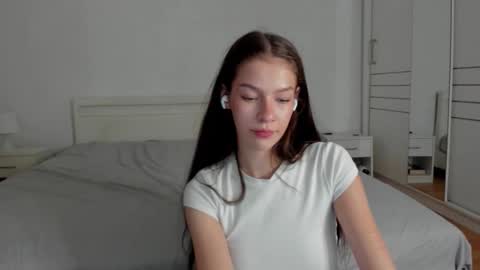 Alex online show from November 8, 2025, 8:25 am