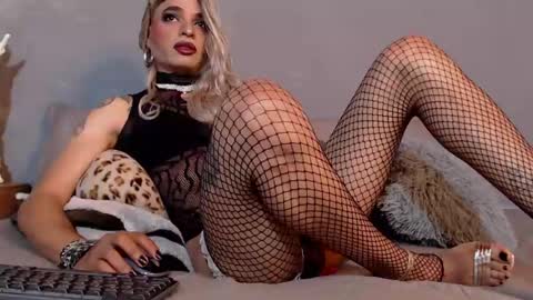 Snapshot of alexjhonsson chatting on April 21, 2026, 12:00 pm Alexjhonsson online show from April 21, 2026, 12:00 pm
