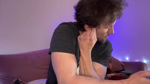 Alex Mann online show from November 9, 2025, 4:38 pm