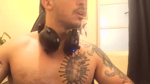 Alexxx online show from April 24, 2026, 4:15 am