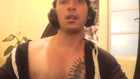Alexxx online show from August 4, 2026, 6:05 am