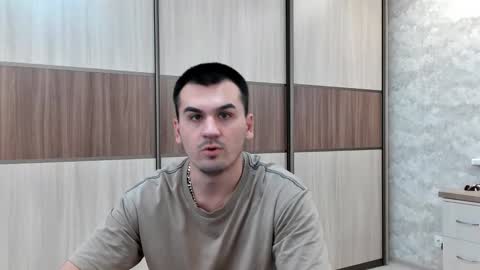 Alex online show from May 6, 2026, 7:52 pm