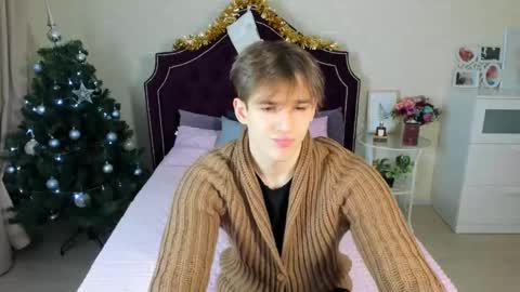 Snapshot of alexs_771 chatting on December 30, 2024, 12:20 pm Dennis online show from December 30, 2024, 12:20 pm