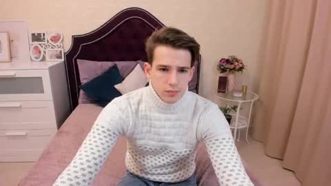 Snapshot of alexs_771 chatting on February 24, 2025, 12:26 pm Dennis online show from February 24, 2025, 12:26 pm