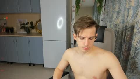 Snapshot of alexs_771 chatting on March 4, 2025, 3:15 pm Dennis online show from March 4, 2025, 3:15 pm