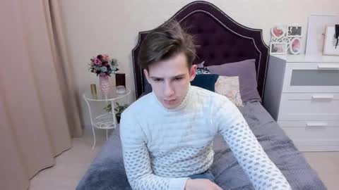 Snapshot of alexs_771 chatting on March 10, 2025, 12:26 pm Dennis online show from March 10, 2025, 12:26 pm