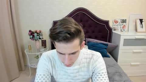 Snapshot of alexs_771 chatting on March 11, 2025, 1:01 pm Dennis online show from March 11, 2025, 1:01 pm