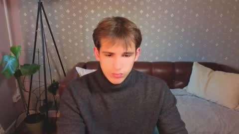 Snapshot of alexs_771 chatting on October 6, 2025, 12:13 pm Dennis online show from October 6, 2025, 12:13 pm