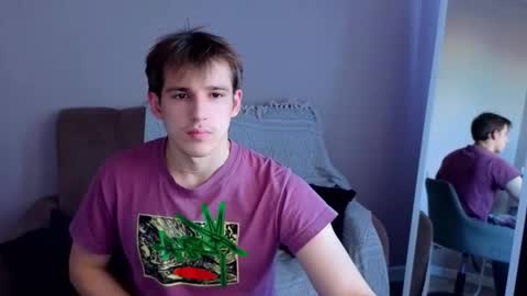 Snapshot of alexs_771 chatting on October 8, 2025, 12:14 pm Dennis online show from October 8, 2025, 12:14 pm