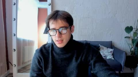 Snapshot of alexs_771 chatting on October 14, 2025, 12:17 pm Dennis online show from October 14, 2025, 12:17 pm